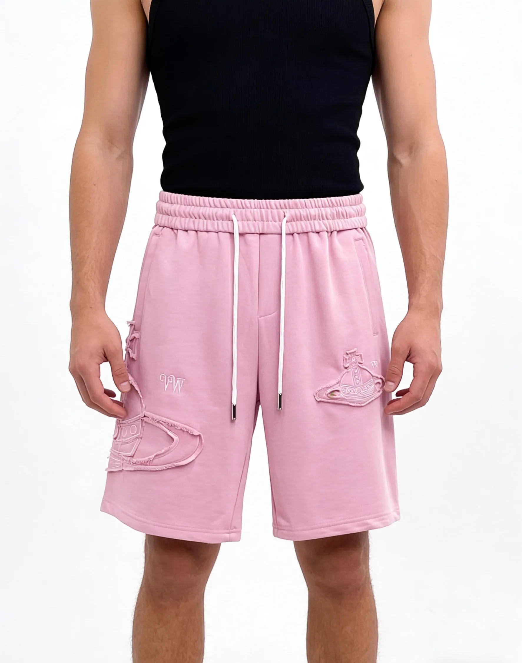 The Queen Mother's three-standard complete 2026 summer New Arrival men's casual shorts, advanced custom-made fabric Breathable fabric, Breathable elasticity and comfort, impeccable details, top-grade accessories, original logo design concept, delicate and soft feel! The upper body fit is awesome! Size: M-XXXL Please state your height and weight when ordering
